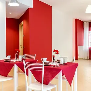Couette-café Rosina, Rho