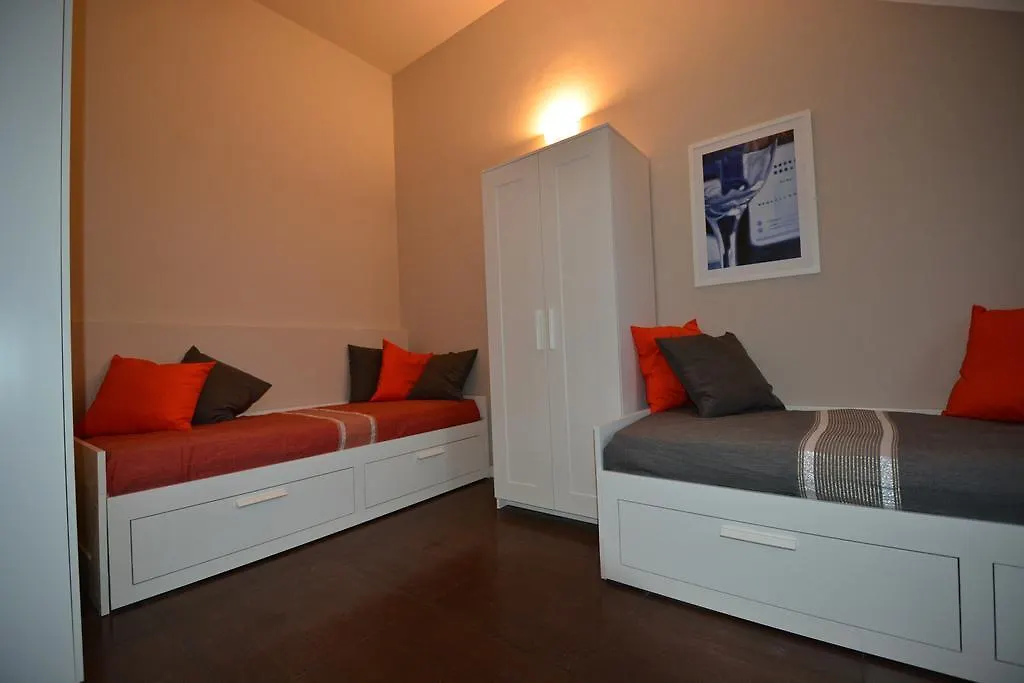 Apartment Appartamenti Leonardo Rho