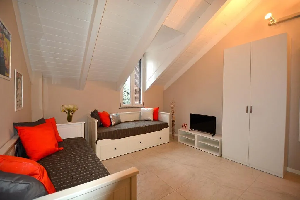 Appartamenti Leonardo Rho Apartment