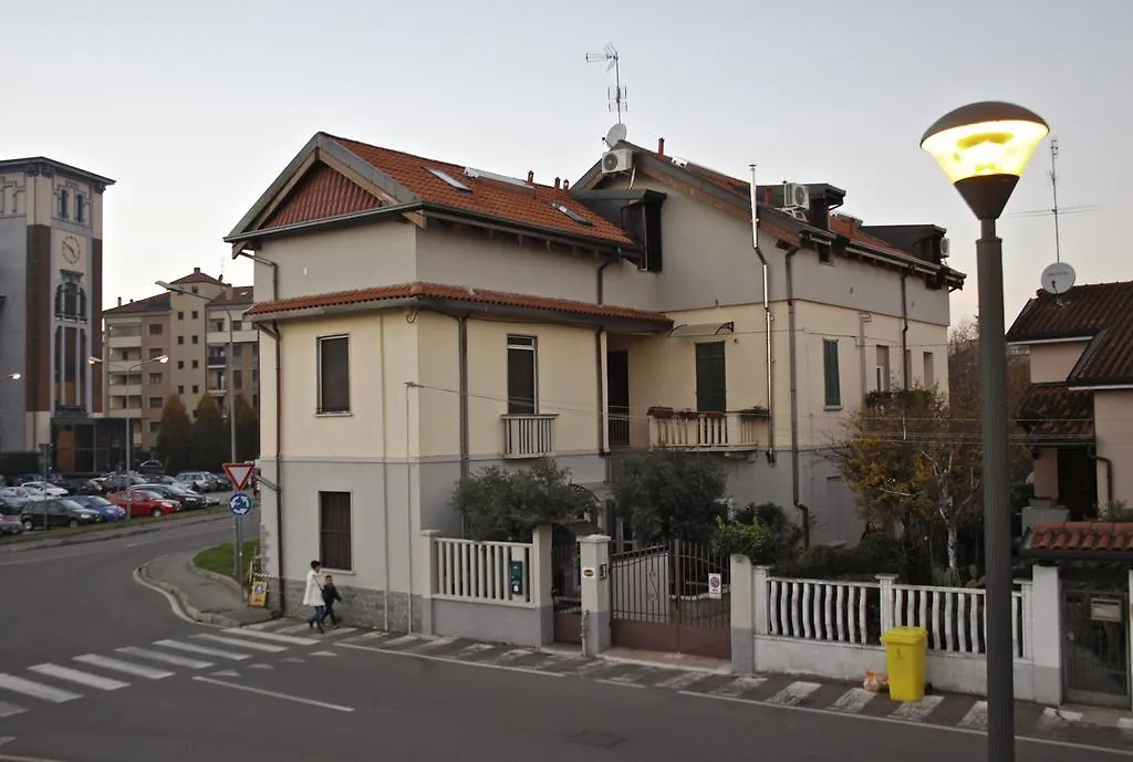 Apartment Appartamenti Leonardo Rho