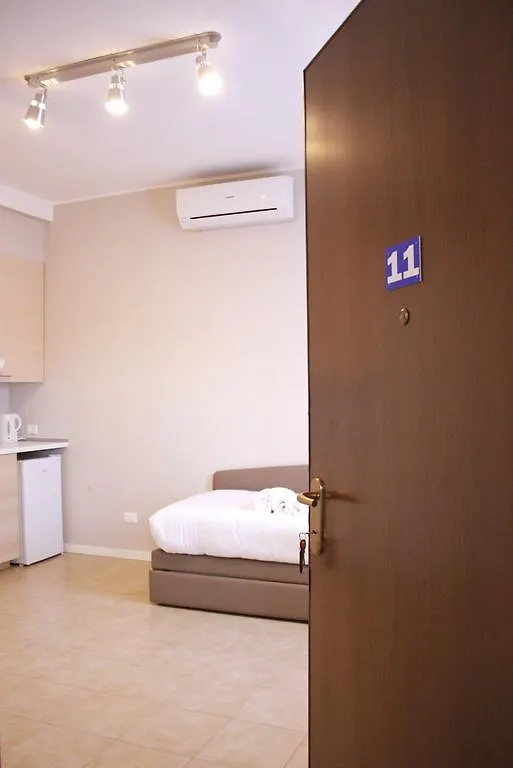 Appartamenti Leonardo Rho Apartment